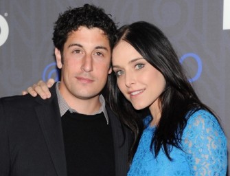 ‘Orange Is The New Black’s’ Star Jason Biggs and Wife Jenny Mollen Share Crazy Threesome Stories on The Sam Roberts Show (Video)