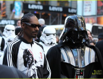 Snoop Dogg Imitates Old DJ Whoo Kid Drops w/ DJ Mustard (Video)